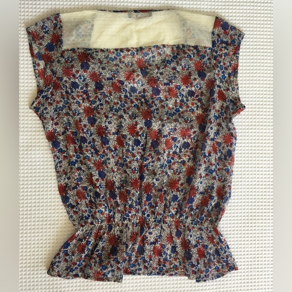 Devoted sheer floral top - Picture 2 of 7